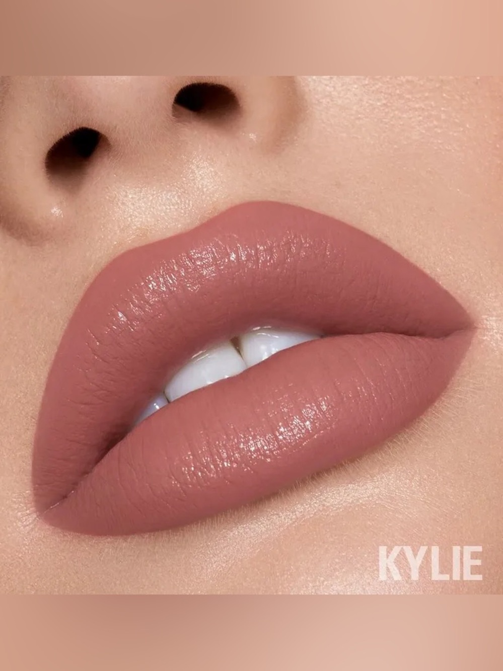 🌼BOGO50%🌼🆕🖤KYLIE COSMETICS X KRIS JENNER “GIVE ME A KISS” Crème Lipstick